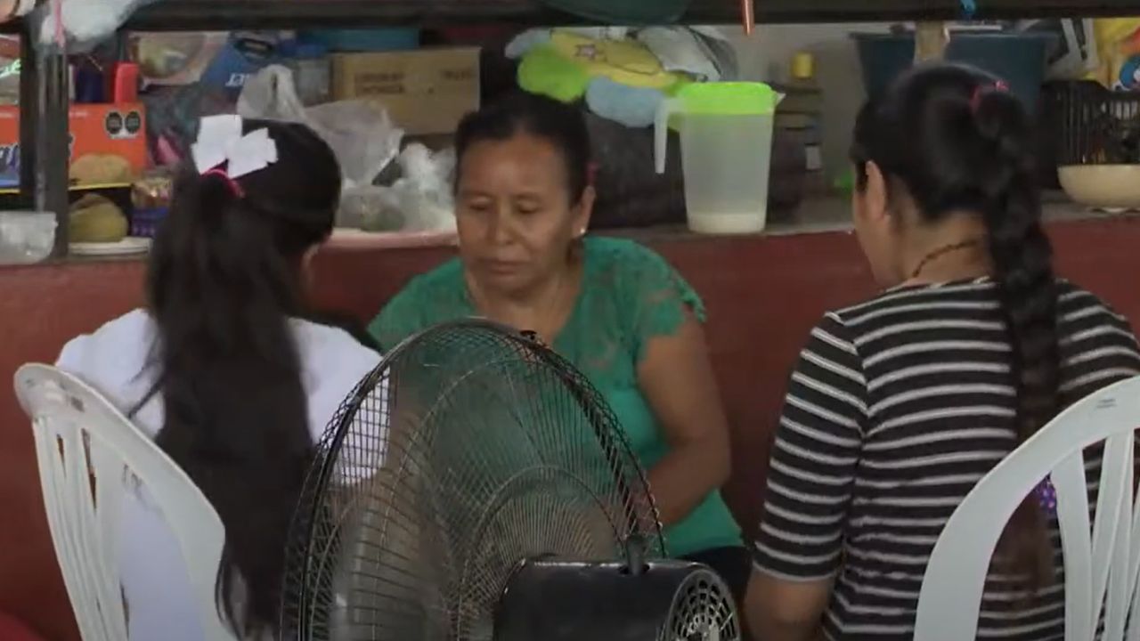 ¡Dejaron su hogar! 40 familias son desplazadas por intolerancia religiosa en Huejutla, Hidalgo