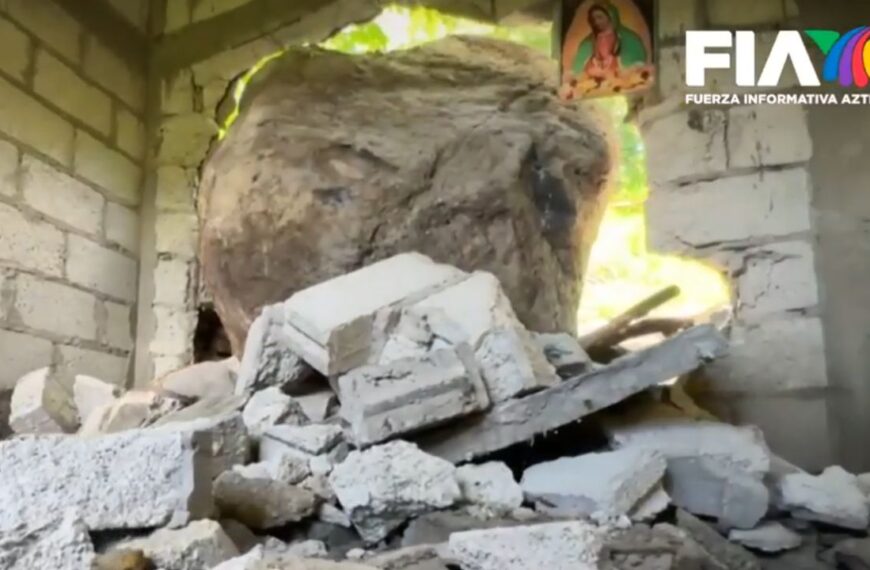 Enorme roca atraviesa casa en Ayala, Morelos; impacta en la habitación de Angelina