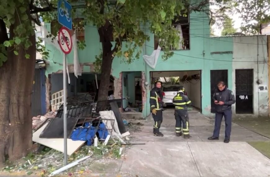 Dos adultos mayores y perrito resultan heridos tras explosión en San Pedro de los Pinos, alcaldía Benito Juárez