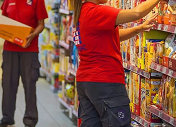 156 mil trabajadores de supermercados y tiendas en México están bajo umbral de pobreza