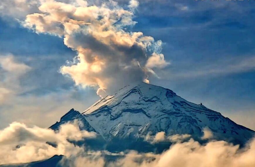 Mira las impresionantes postales del volcán Popocatépetl cubierto de nieve