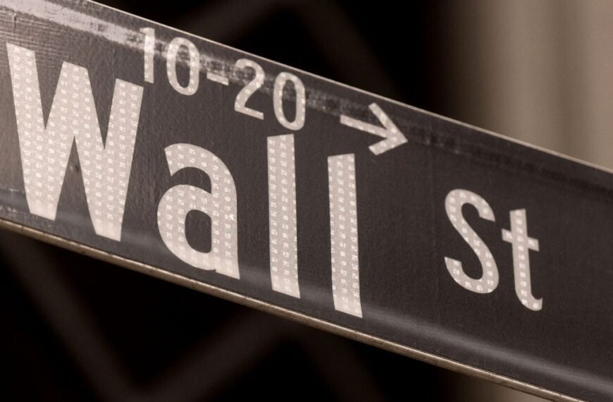 Wall Street ‘se come las uñas’: Amanece con pérdidas por ‘malas cuentas’ en empleo de EU