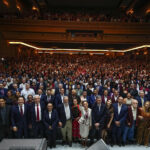 Asiste Américo a celebración de Sheinbaum como…
