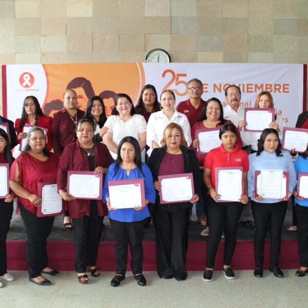 Invita Inmujer a terminar educación secundaria para obtener…