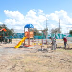Gobierno municipal construye área de juegos y…