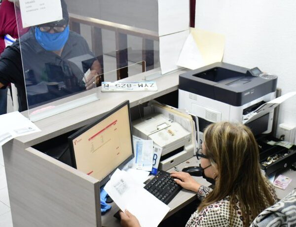 Sigue tarifa especial en control vehicular para propietarios de remolques