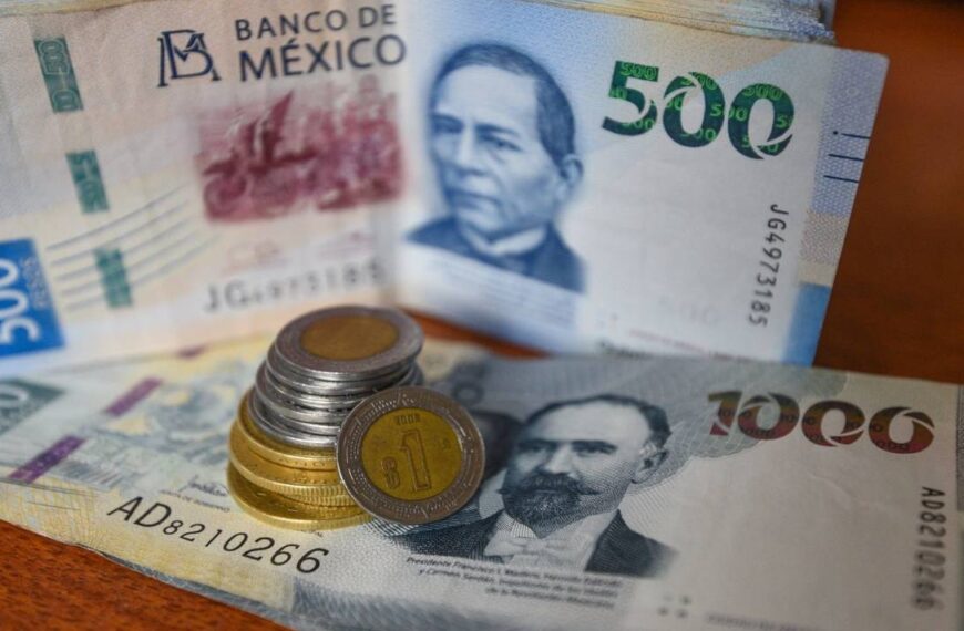 Peso se deprecia cerca de 19.50 por dólar