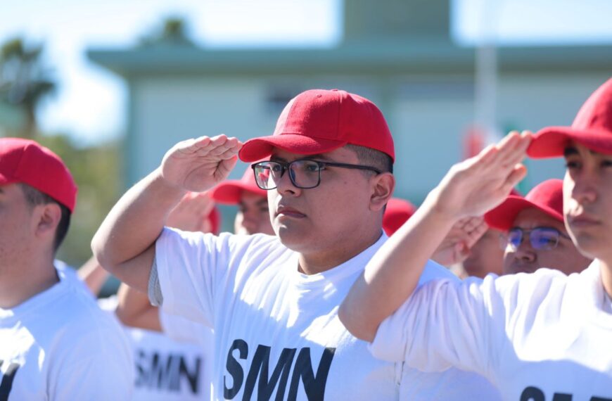 Invita gobierno municipal a los conscriptos clase 2006 y remisos a tramitar la cartilla militar