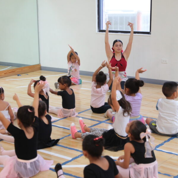 Invita gobierno municipal a unirse a los talleres de iniciación artística