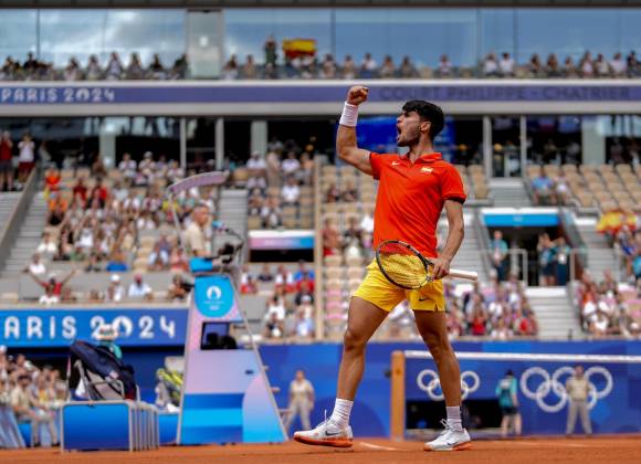 Carlos Alcaraz hace historia al llegar a las Semifinales olímpicas en París 2024