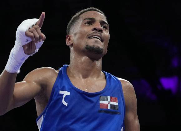 República Dominicana asegura dos medallas de bronce en boxeo y siguen la cosecha histórica