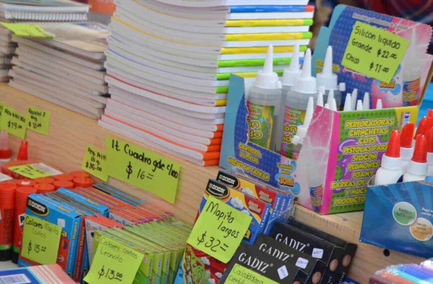 Útiles escolares en Reynosa: Padres a la caza de ofertas