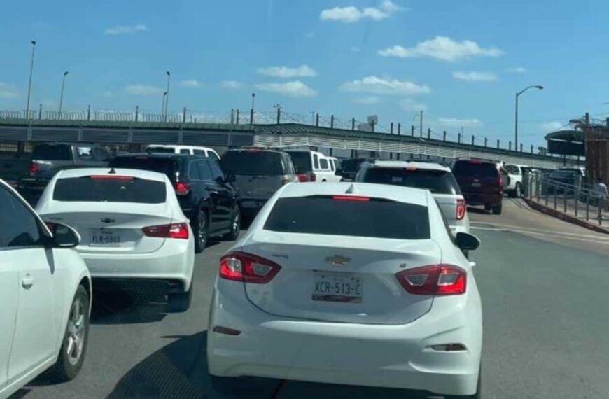 La alta demanda de cruzar la frontera de Reynosa durante los fines de semana y días festivos ha llevado a un mayor tráfico