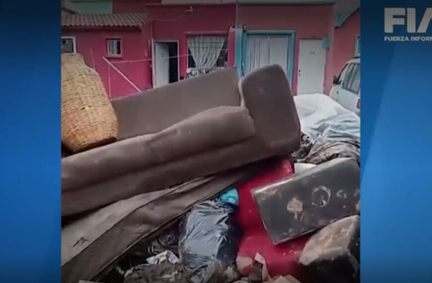 “No tenemos dónde vivir”: Mujer pierde todo tras inundaciones en CDMX y Edomex