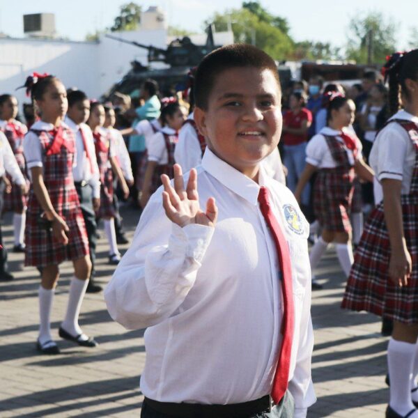 Invita el gobierno municipal al desfile por el…