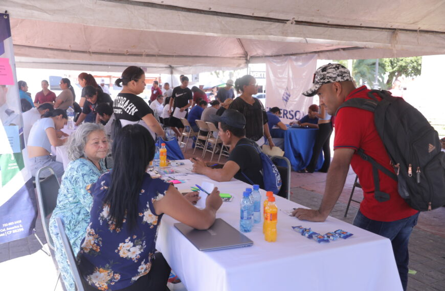 Aprovechan reclutadores y ciudadanos el programa de Empleo en tu colonia