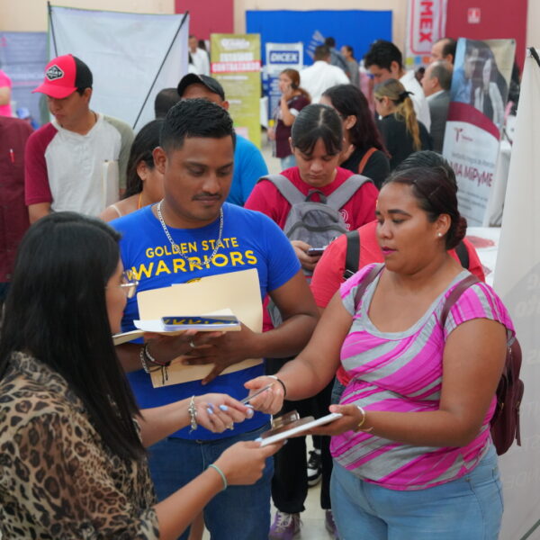 Ofertan 70 empresas locales más de 2,300 vacantes…