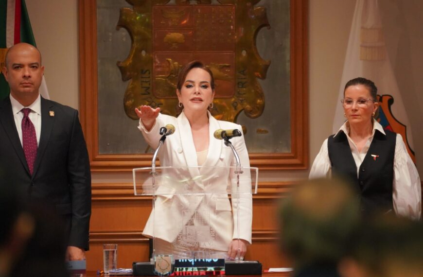 “La mejor época de Nuevo Laredo está por venir”: Carmen Lilia rinde protesta como presidenta municipal