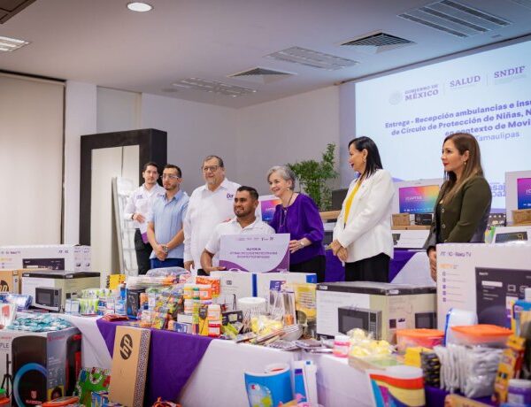 DIF Tamaulipas entrega ambulancias e insumos para apoyar a menores migrantes