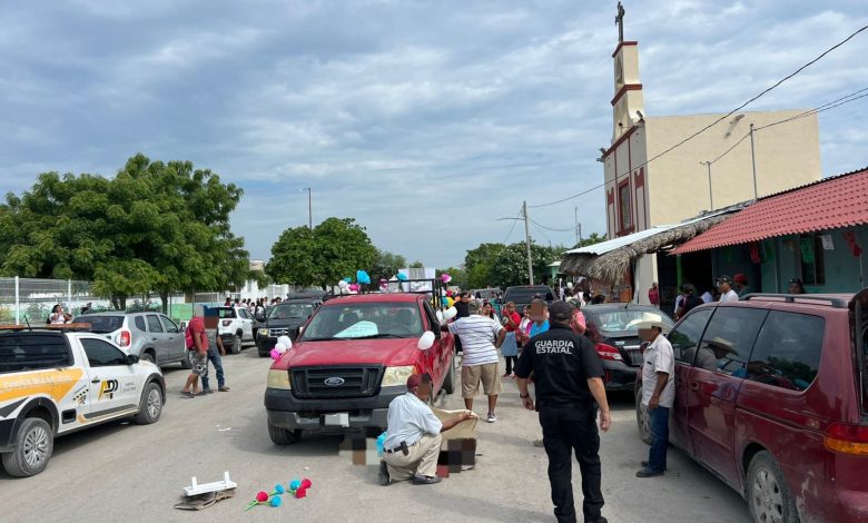 Camioneta atropella a peregrinos en Llera; hayun muerto y varios heridos