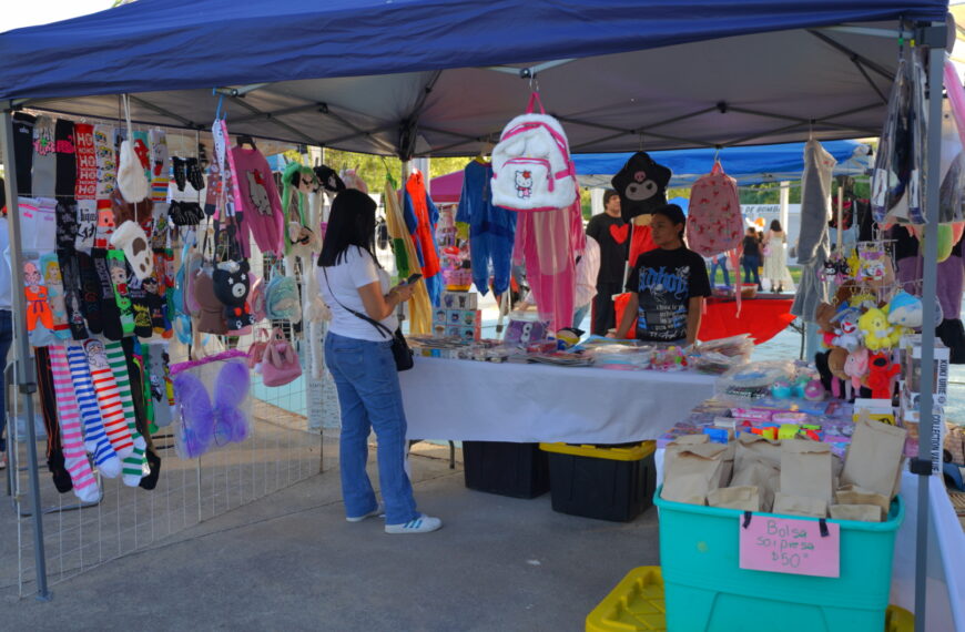 Gobierno municipal impulsa a jóvenes emprendedores con Bazar Edición Halloween 