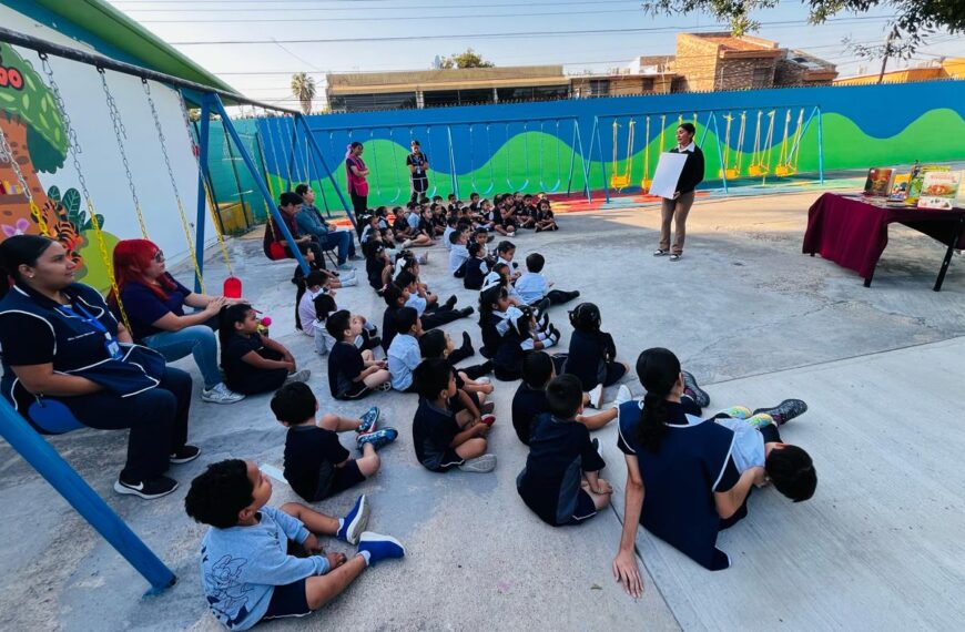 Visita programa de Biblioteca Itinerante el jardín de niños Beatriz Lugo de González