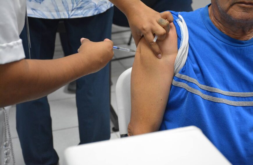 Se suma DIF a campaña nacional de vacunación contra influenza y Covid-19