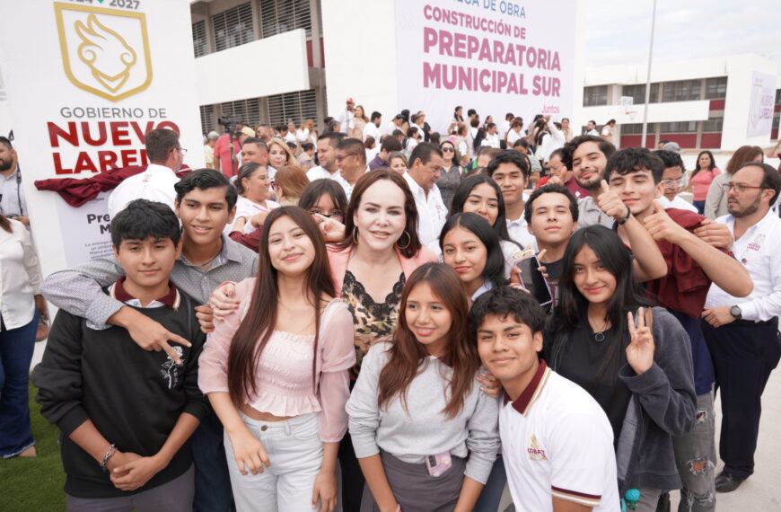 Entrega alcaldesa Carmen Lilia Canturosas la primera preparatoria autosostenible de Tamaulipas
