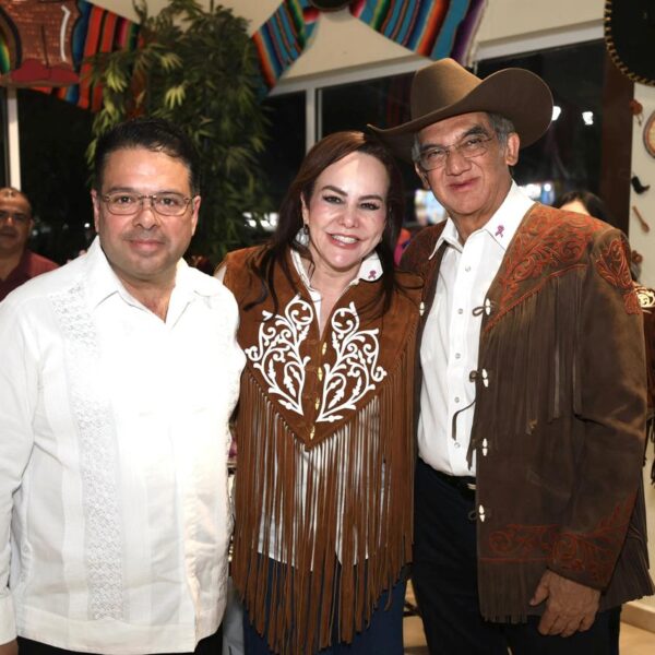 Inaugura alcaldesa Carmen Lilia Canturosas pabellón de Nuevo Laredo en Feria Tamaulipas 2024