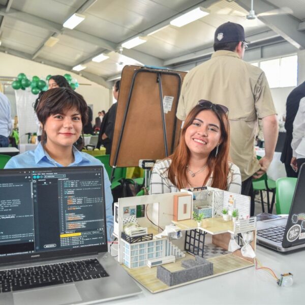 Presentan 70 proyectos científicos y tecnológicos en la…