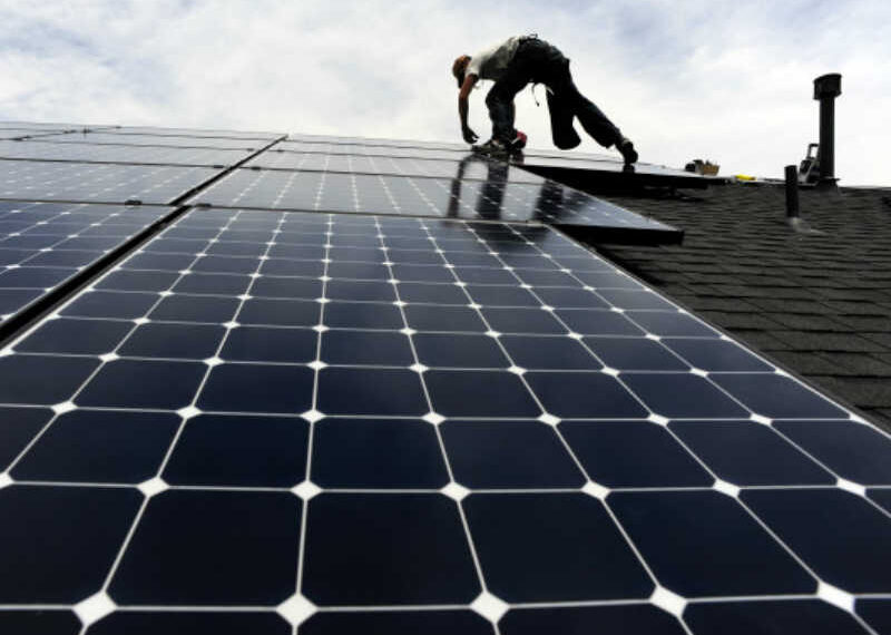 Financiarán por 4 años paneles solares en casas…