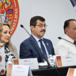 Da el rector comienzo a la agenda…