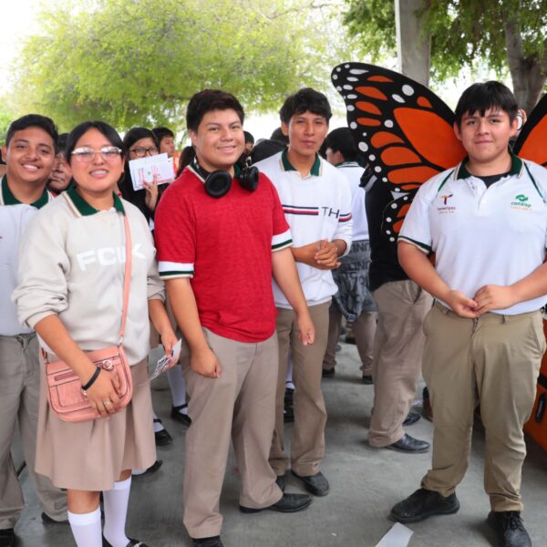 Acerca gobierno municipal programas y servicios a los jóvenes del Conalep
