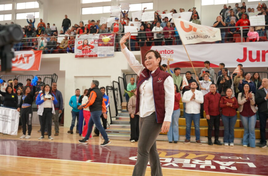 Entrega alcaldesa Carmen Lilia Canturosas remodelación de Ciudad Deportiva al poniente de la ciudad 