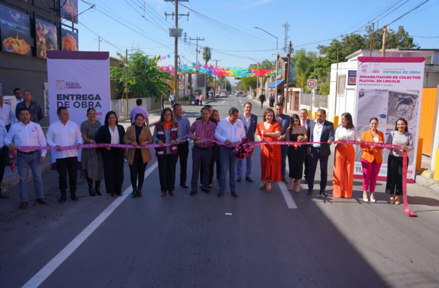 Entrega Carmen Lilia Canturosas obra de rehabilitación de colector pluvial en el sector Centro