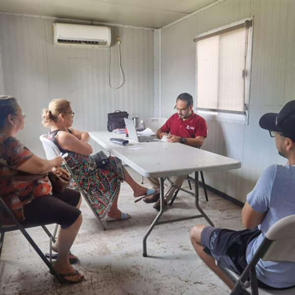 Acerca Comapa beneficios a usuarios de la colonia Valles de Anáhuac