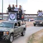 Desfilan cazadores y pescadores previo a la…