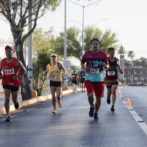 Convocan a jóvenes de Nuevo Laredo a practicar la disciplina del triatlón