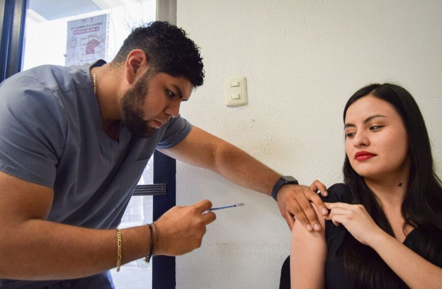 Inicia gobierno municipal vacunación gratuita contra la influenza