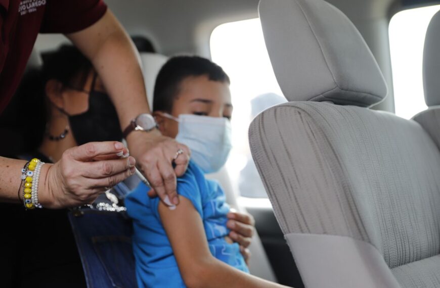 Invita gobierno municipal a la jornada de vacunación contra influenza drive thru