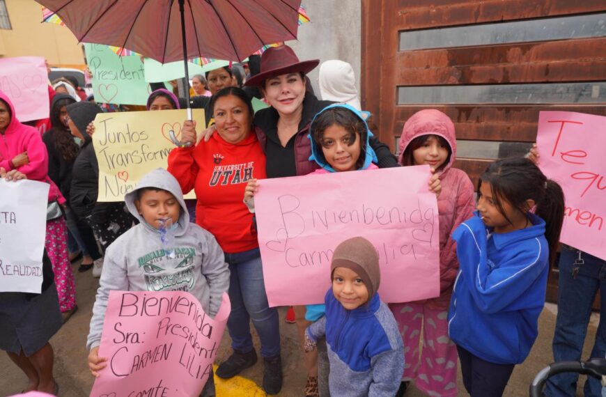 Entrega Carmen Lilia Canturosas obras de repavimentación a los vecinos de la colonia Los Olivos