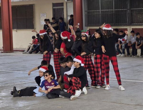 Tienen escuelas cierres con festivales navideños previo a vacaciones de invierno
