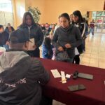 Entrega DIF apoyos a madres de comités…