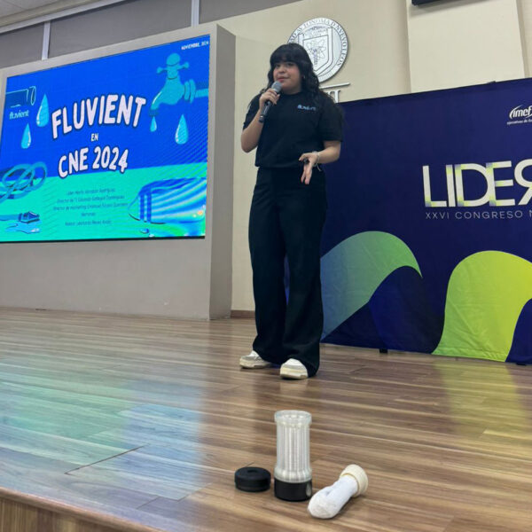 Alumna de la UAT destaca en certamen nacional de emprendedores