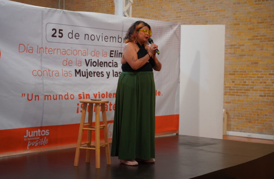 Inmujer impulsa el diálogo sobre igualdad y derechos con stand-up feminista de Itzel Arcos