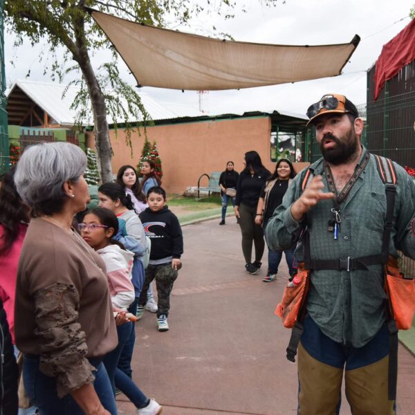 Zoológico de Nuevo Laredo, único en latinoamérica con control biológico de plagas por medio de cetrería