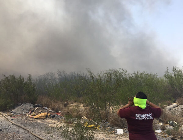 Basura y pirotecnia elevan los riesgos de incendios de pastizales durante diciembre