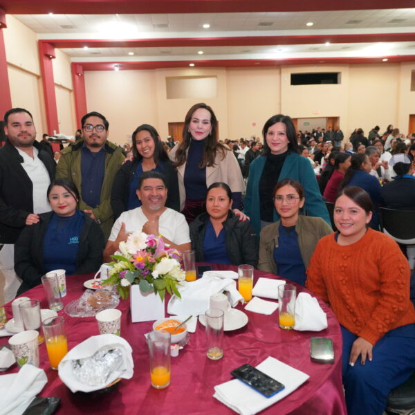 Reconoce alcaldesa a enfermeras y enfermeros de Nuevo Laredo por su labor humanista