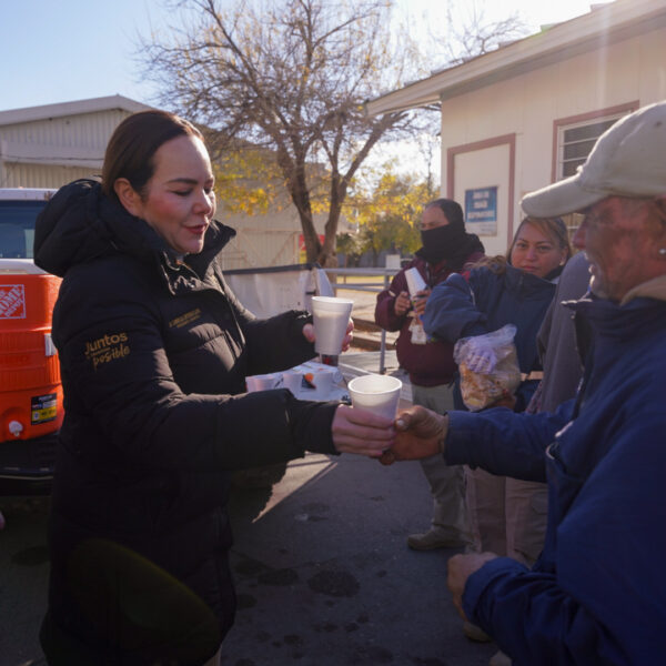 Encabeza alcaldesa Carmen Lilia operativo invernal en apoyo a los más vulnerables