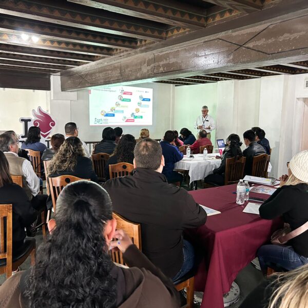 Capacita gobierno municipal a emprendedores locales en temas financieros